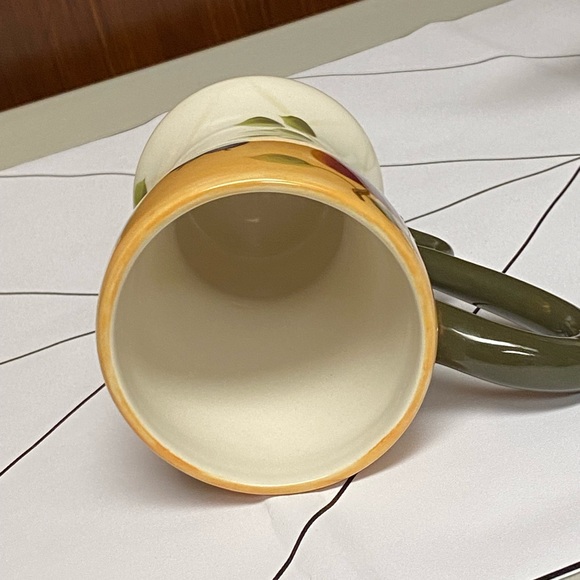 Home Interiors Rare Sonoma Villa pattern Ceramic Latte Mugs - Picture 8 of 15